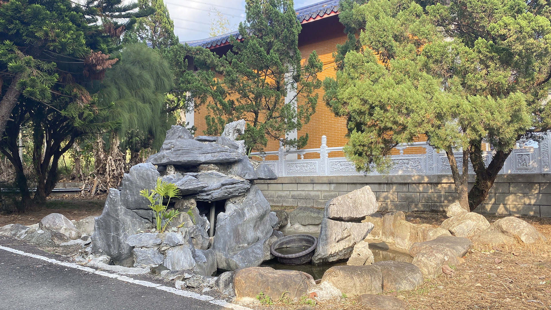 週邊環境